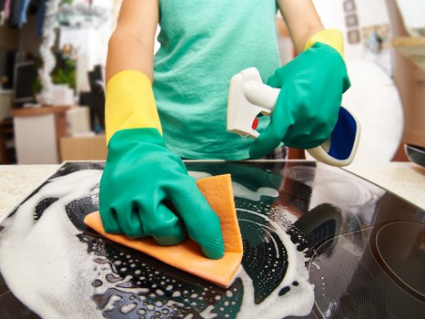 Thorough drying of a cleaned rug in a ventilated area
